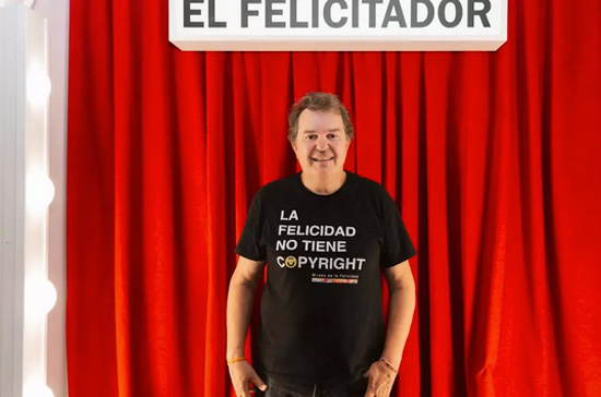 Pablo Claver, director del Museo de la Felicidad: «Nunca es tarde para aprender a ser más feliz” | El Periódico de España  